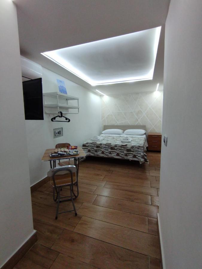 Casa Nina- Camera Ischia Appartement Naples